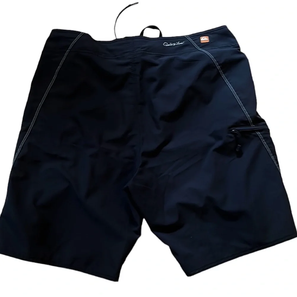 QUIKSILVER WATERMAN COLLECTION BOARD SHORTS BLACK SIZE 36 XL